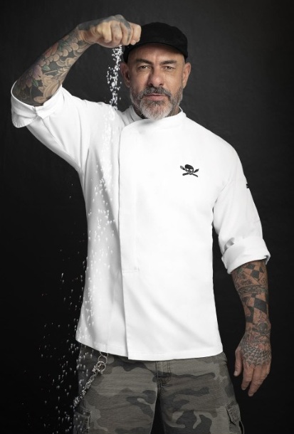 Chef Henrique Fogaça lança livro O Mundo do Sal