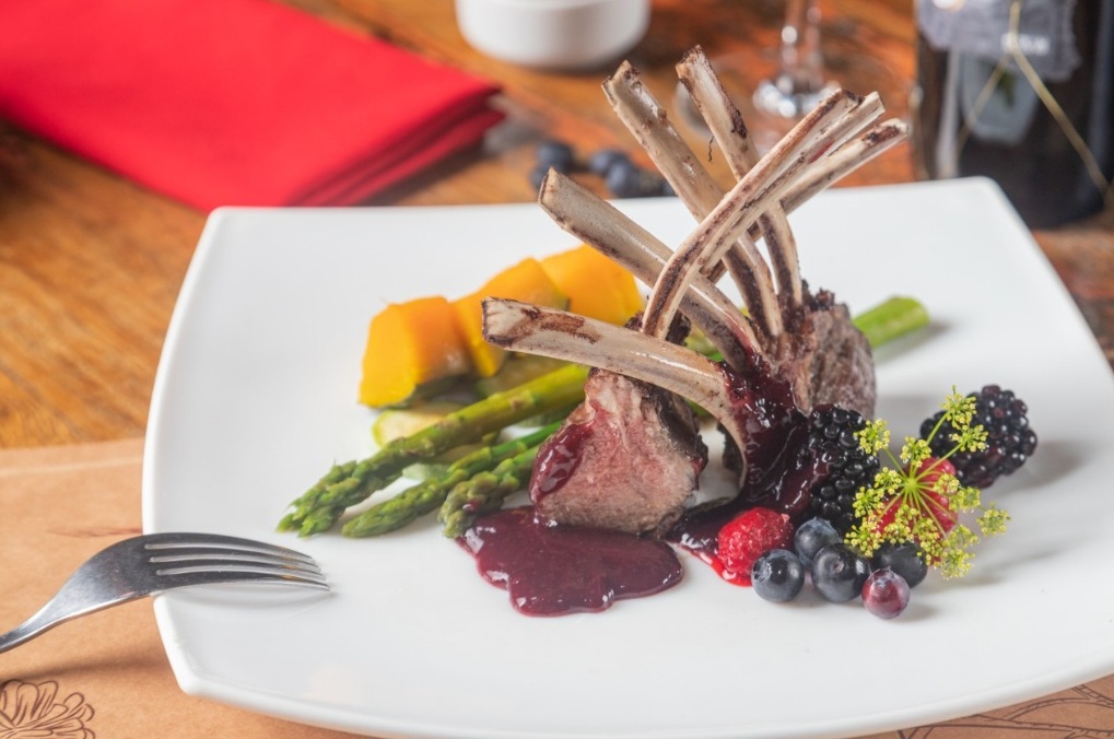 Frutas vermelhas entram em cartaz no Donna Pinha
