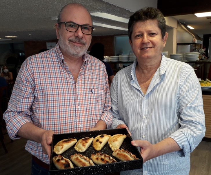 Dupla promete empanada original de Buenos Aires 1 Foto Claudio Schapochnik Que Gostoso