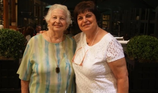 Casa Búlgara chega à 3a geração, que traz novidades Foto Lina e Shoshana Album de Família
