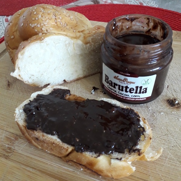 Barutella é creme de cacau com castanha de baru Foto Claudio Schapochnik Que Gostoso 2
